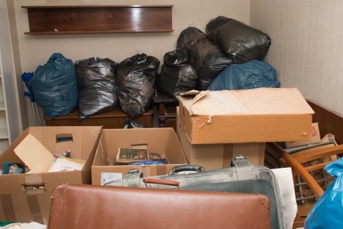Commercial waste removal service in Harlesden